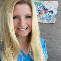 Lice Spa - Hi, I'm Christina founder of Lice Spa. I will work with your family every step of the way to eliminate head lice forever.