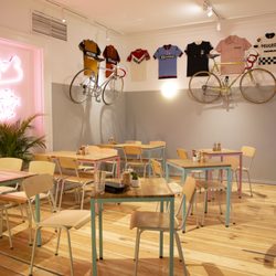 Steel Vintage Bikes Café - Steel Vintage Bikes Café & Restaurant