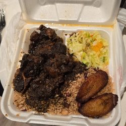 m&k jamaican - Oxtails, cabbage, rice and beans and plantains