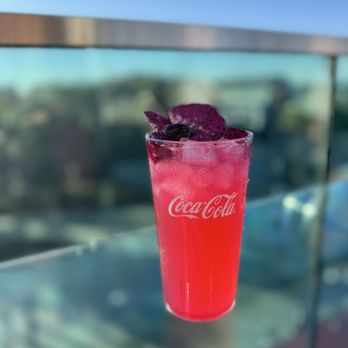 Coca Cola Store - Dragonfruit Cherry Lemonade - Fashion Near Me - Orlando, Florida