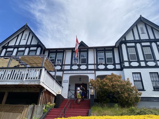 The Old Courthouse Inn by null