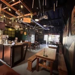Divine Science Brewing - Ambiance