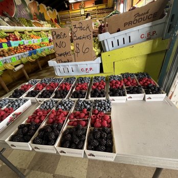 Santiago's Fruit Stand - Fruits & Veggies Near Me - Ventura, California Santiago's Fruit Stand - Fruits & Veggies Near Me - Ventura, California