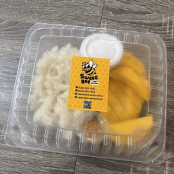 Sweet Bee - Portion of mango sticky rice - Desserts Near Me - West Covina, California Sweet Bee - Portion of mango sticky rice - Desserts Near Me - West Covina, California
