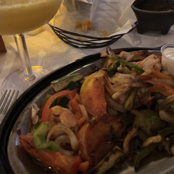La Cantina Grill - Shrimp Fajita - Mexican Near Me - Chicago, Illinois La Cantina Grill - Shrimp Fajita - Mexican Near Me - Chicago, Illinois