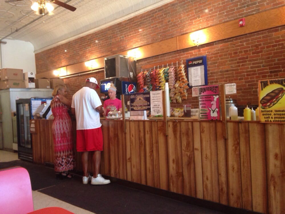 SUB CITY 2 Updated September 2024 14 Reviews 118 E 4th St