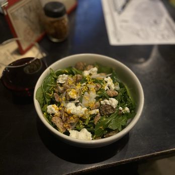 Via 313 Pizza - Arugula salad with goat cheese - Pizza Near Me - Austin, Texas Via 313 Pizza - Arugula salad with goat cheese - Pizza Near Me - Austin, Texas