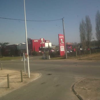 K.F.C. - Fast Food Near Me - Bouguenais, 44 K.F.C. - Fast Food Near Me - Bouguenais, 44