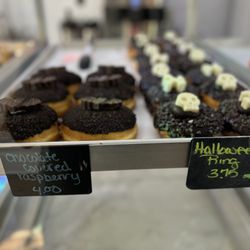 Donerds Donuts