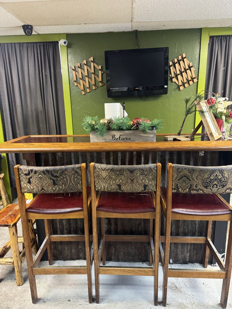 Green Pickle Grill
