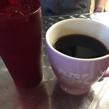 HangOverEasy - Gigantic coffee cups are a plus - Breakfast & Brunch Near Me - Cincinnati, Ohio