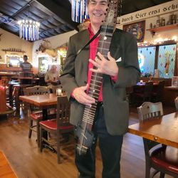 Nurnberger Bierhaus - Pete playing the Stick
