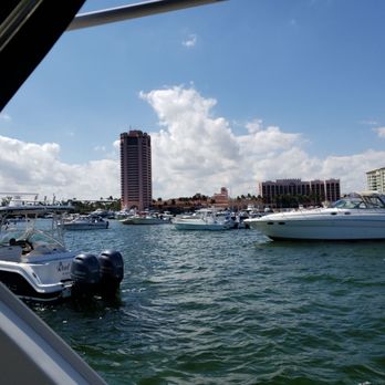 Lake Boca - Busy day - Boating Near Me - Boca Raton, Florida Lake Boca - Busy day - Boating Near Me - Boca Raton, Florida
