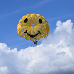 Ka’anapali Beach Parasail - Maui