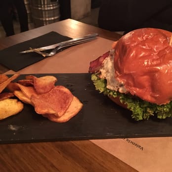The Black Turtle - Burgers Near Me - Valencia, V