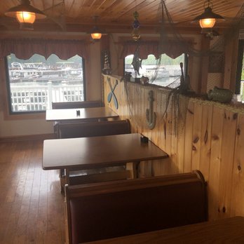 Southern Rock at The Galley - Booths - New American Near Me - Allons, Tennessee Southern Rock at The Galley - Booths - New American Near Me - Allons, Tennessee