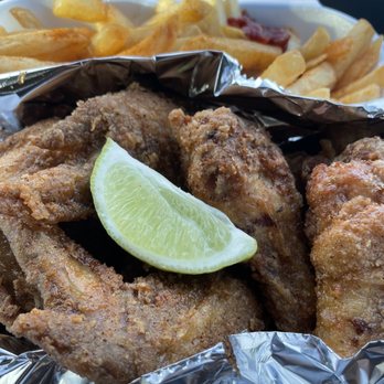 YUPPI - 10 yuppi wings and fries - Chicken Wings Near Me - Tampa, Florida YUPPI - 10 yuppi wings and fries - Chicken Wings Near Me - Tampa, Florida