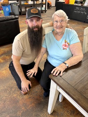 Christ Cutz BBQ by null