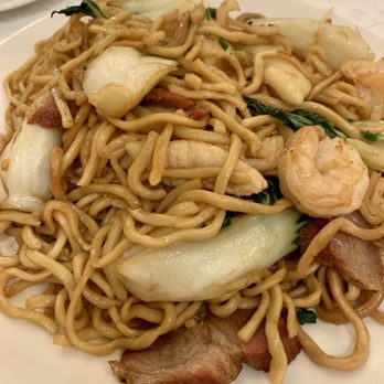 Great Eastern Restaurant - Combination chow mein - Dim Sum Near Me - San Francisco, California Great Eastern Restaurant - Combination chow mein - Dim Sum Near Me - San Francisco, California