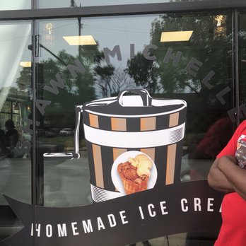 Shawn Michelle's - Store front - Ice Cream & Frozen Yogurt Near Me - Chicago, Illinois