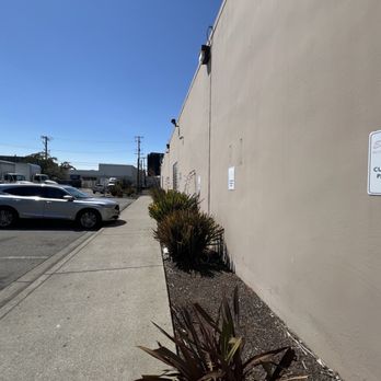 East Bay Restaurant Supply - 7/15/25 FYI. Parking. - Appliances Near Me - Oakland, California