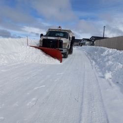Arthurs Lawn and Landscape - Snow removal commercial services