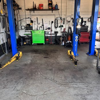 Ray Platt's Auto Center & Towing - Full Auto Repair and Maintenace as well as towing service - Auto Repair Near Me - Pittsburgh, Pennsylvania Ray Platt's Auto Center & Towing - Full Auto Repair and Maintenace as well as towing service - Auto Repair Near Me - Pittsburgh, Pennsylvania