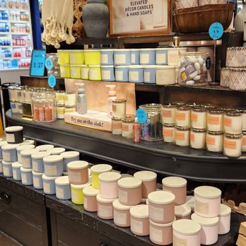 Bath & Body Works - Cosmetics & Beauty Supply Near Me - Prince William, Virginia Bath & Body Works - Cosmetics & Beauty Supply Near Me - Prince William, Virginia
