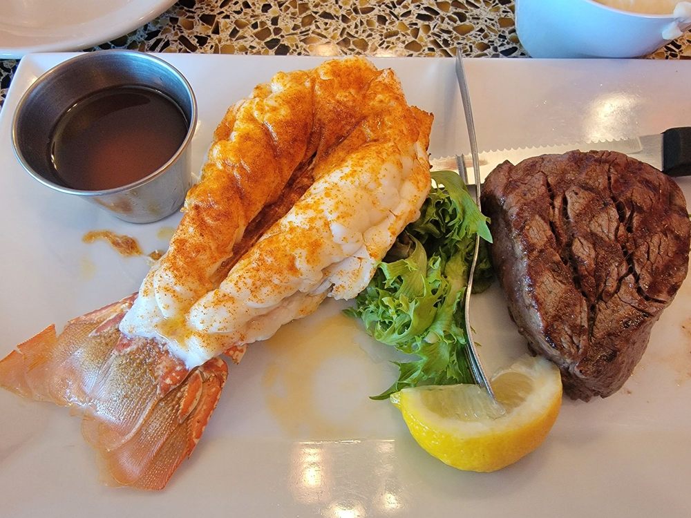 Social spots from Kingfish American Bistro and Wine Bar