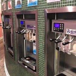 sweetFrog Premium Frozen Yogurt