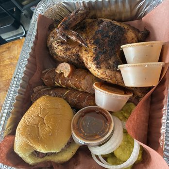 Bubby’s BBQ - Half a chicken, jalapeño and cheese sausage, chopped brisket, sandwich. - Barbeque Near Me - Smithville, Texas