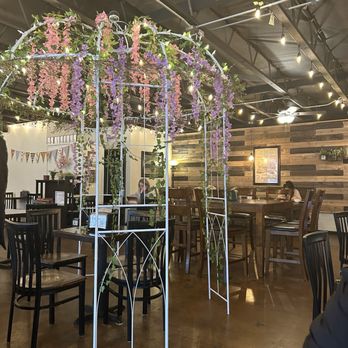 Little Garden Cafe - Decor - Breakfast & Brunch Near Me - Spokane, Washington Little Garden Cafe - Decor - Breakfast & Brunch Near Me - Spokane, Washington