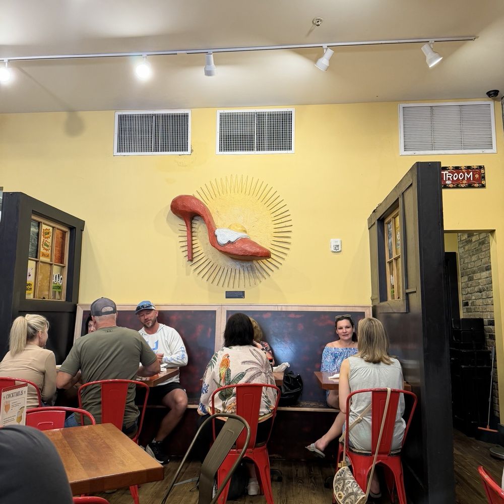 Ruby Slipper Decatur - Inside - Breakfast & Brunch Near Me - New Orleans, Louisiana Ruby Slipper Decatur - Inside - Breakfast & Brunch Near Me - New Orleans, Louisiana