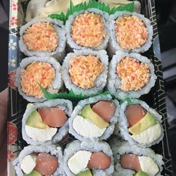 Seasons Hibachi & Sushi - Spicy crunchy crab & Philly roll