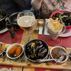 Brasserie Brugge Die Scone - Taste of Bruges--fish, cheese croquette, mussels, beef stew, pork cheeks