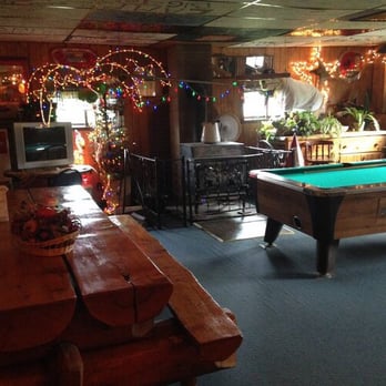 Hoppy's Bar - Dive Bars Near Me - Kenton, Michigan