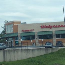 Exterior photo of Walgreens - Shelbyville, Kentucky Exterior photo of Walgreens - Shelbyville, Kentucky