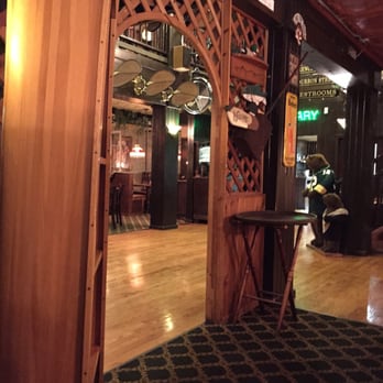 Good Company - Inside - American Near Me - Appleton, Wisconsin Good Company - Inside - American Near Me - Appleton, Wisconsin