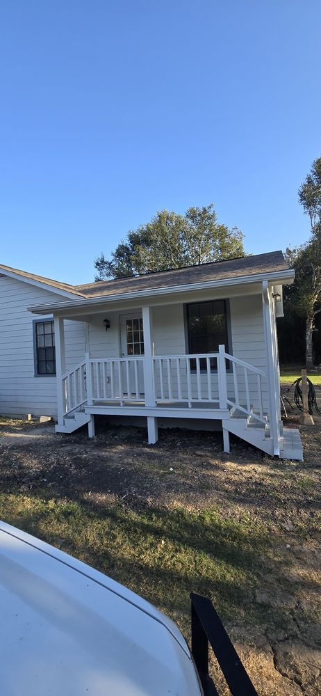 Slide of Guerra Services