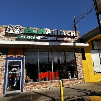 El Mariachi - Outside - Mexican Near Me - Glassboro, New Jersey El Mariachi - Outside - Mexican Near Me - Glassboro, New Jersey