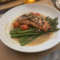 Old Fields - Organic Salmon with asparagus