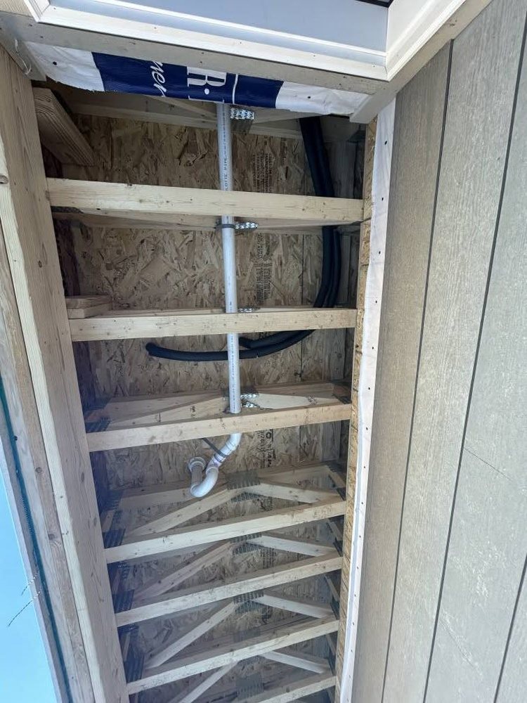 Slide of D&E Plumbing