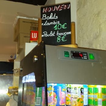 L'île aux Bokits - Les nouveautés : le lambis (délicieux mollusque marin) et le poulet boucané (poulet fumé typique des antilles) - Caribbean Near Me - Paris, 75