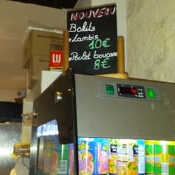L'île aux Bokits - Les nouveautés : le lambis (délicieux mollusque marin) et le poulet boucané (poulet fumé typique des antilles)