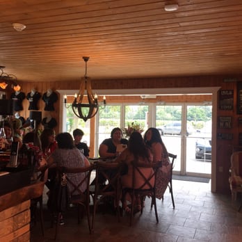 Whisper Vineyards - Nicely sized tasting room - Wineries Near Me - St. James, New York