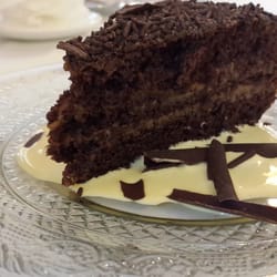 Casa Luciano - Tarta de chocolate. 4€