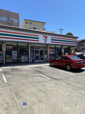 7-Eleven by null