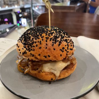 Julia & Henry's - June burger - Food Court Near Me - Miami, Florida Julia & Henry's - June burger - Food Court Near Me - Miami, Florida