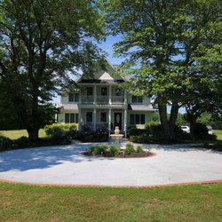 MA Margarets House - Ma Margaret's House and the Celebration Circle