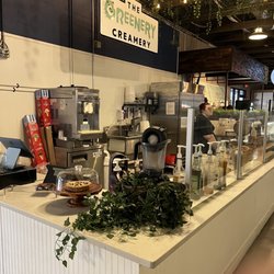 The Greenery Creamery - Counter space